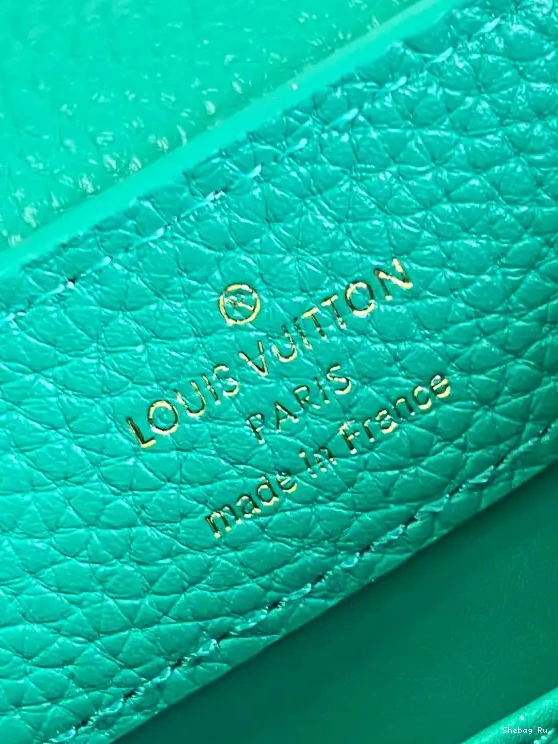 MINI LOUIS CAPUCINES VUITTON 0611